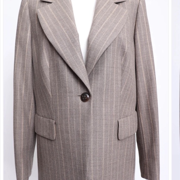 3-Piece Blazer size 40 and pant and skirt 42 - Picture 3 of 5